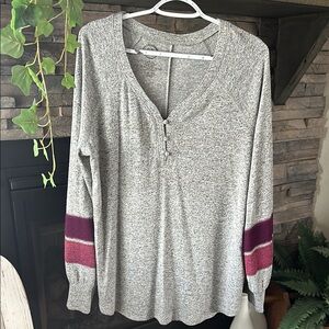 Gray Long Sleeve Top with Burgundy Accents